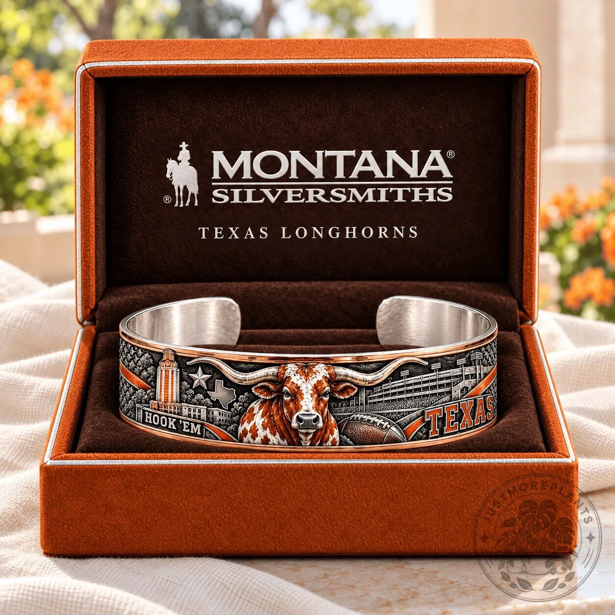 Texas Longhorns Sculpted Collector Cuff Bracelet