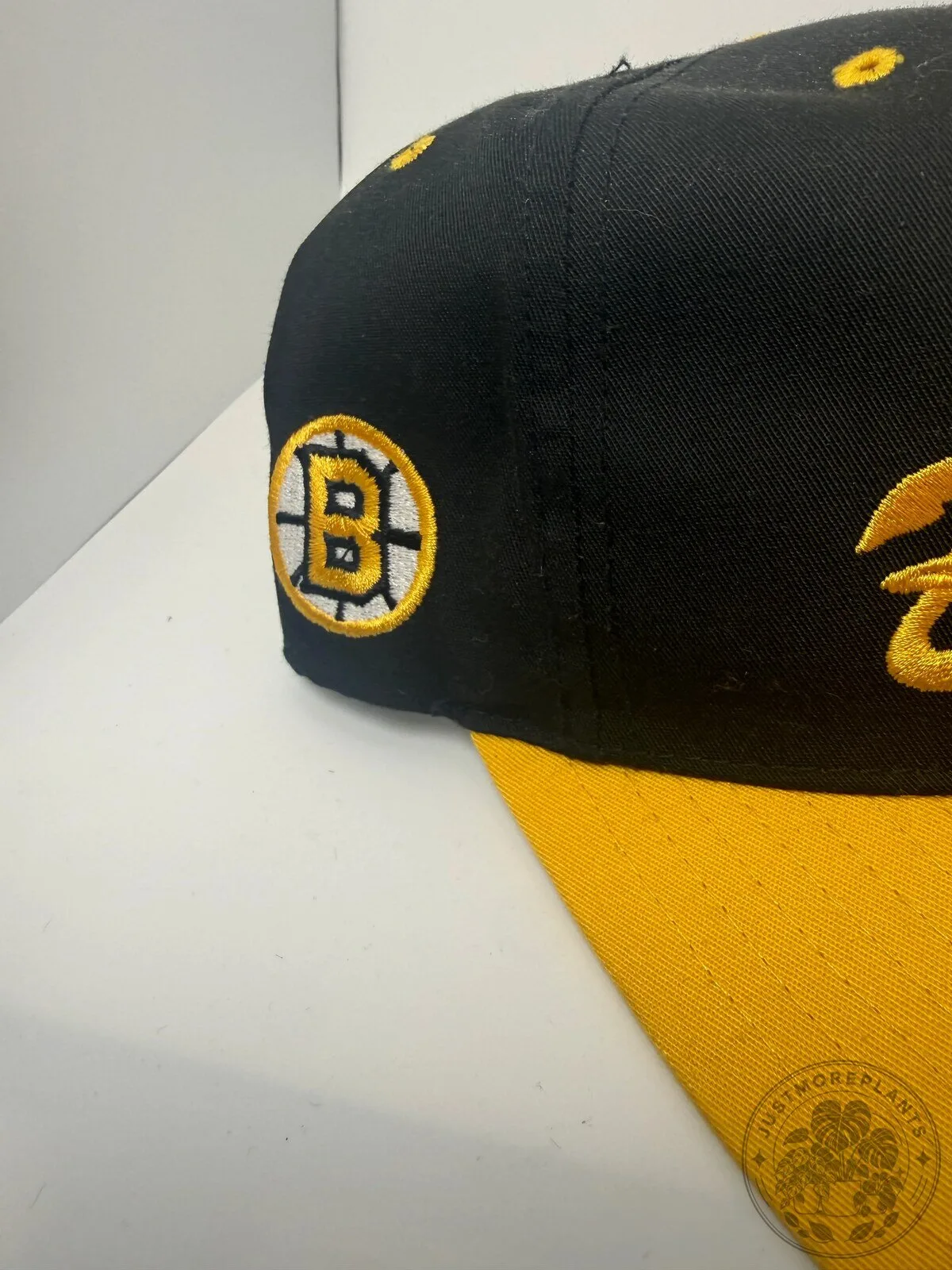Boston Bruins Vintage Black and Gold Snapback Cap Hat 9 Boston Bruins Vintage Black and Gold Snapback Cap Hat